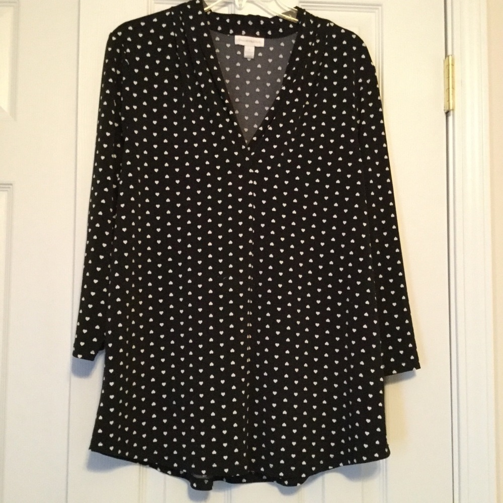 Charter Club Sz Large no iron top, hearts design